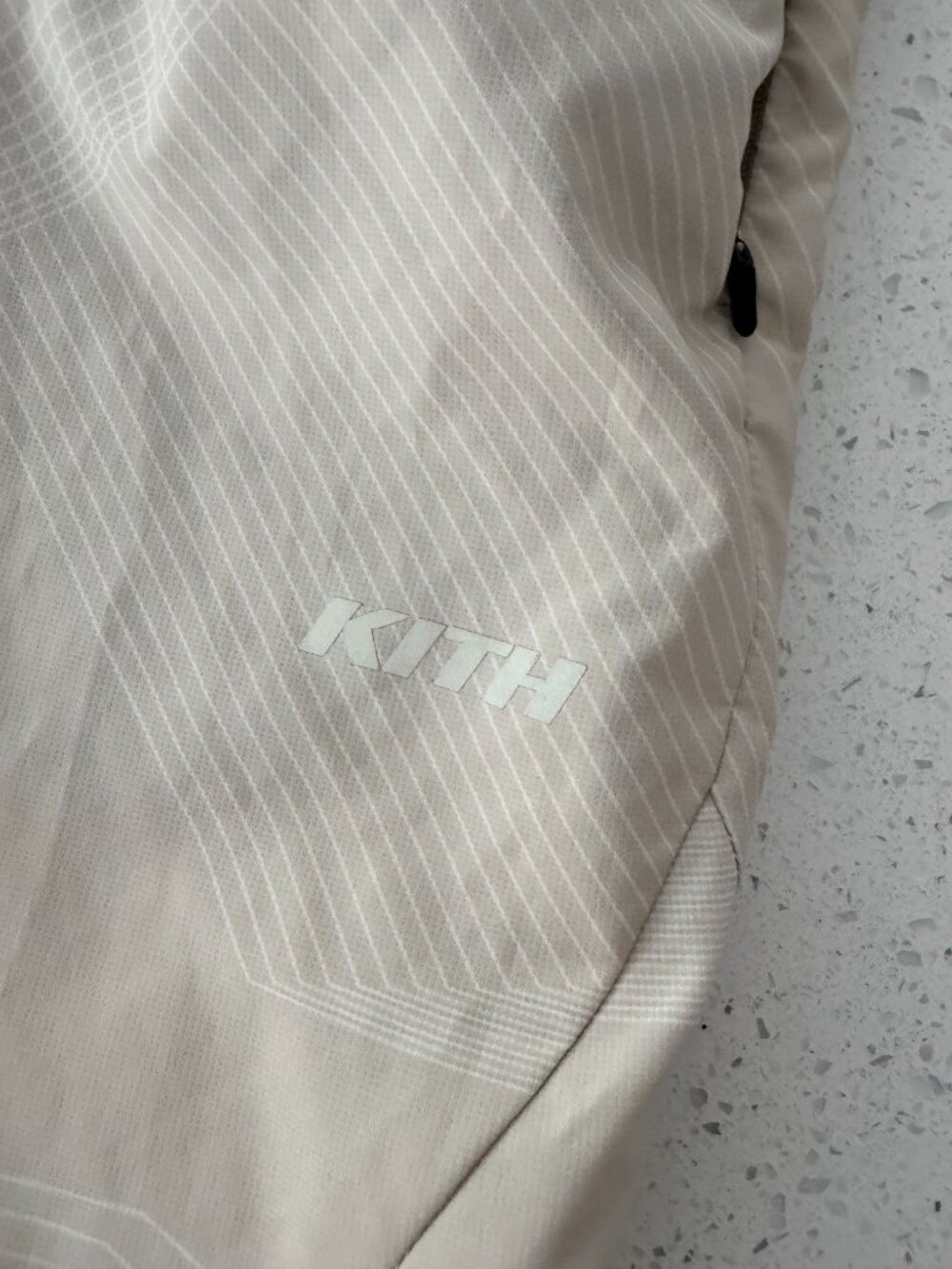 Kith Logo Joggers - Picture 2 of 4